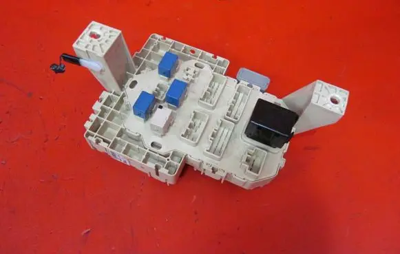 Suzuki Swift I BSM Control unit 3677072KC1 NH4G1L
