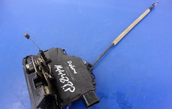 Seat Toledo II (1M) Front door lock 3B1837016A