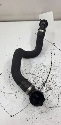 Volvo V60 Engine coolant pipe/hose 31319019