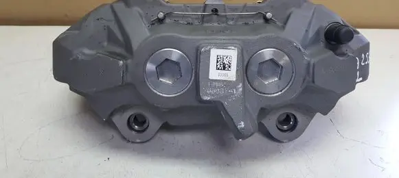 Mercedes-Benz GLC X253 C253 Front brake caliper