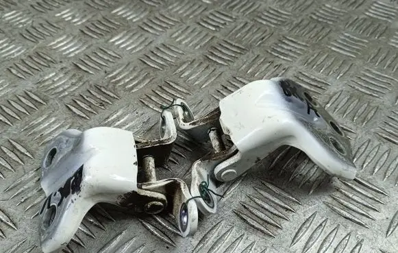 SsangYong Rexton Rear door hinge set 