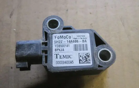 Land Rover Discovery 3 - LR3 Airbag deployment crash/impact sensor 5H2Z14A686BA