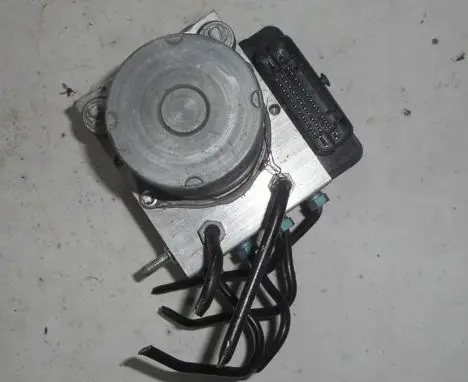 Mercedes-Benz Vito Viano W447 ABS Pump A4479007413