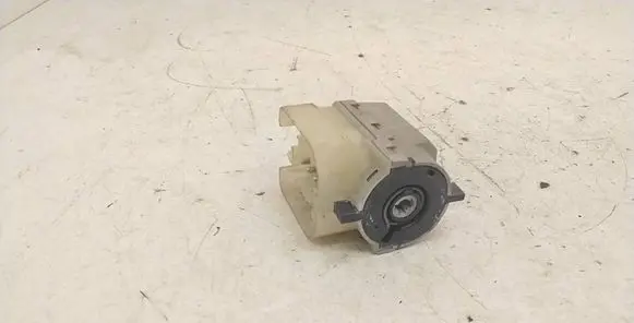 BMW 7 E38 Ignition lock contact 8373061