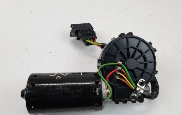Mercedes-Benz S W220 Wiper motor 0390241435