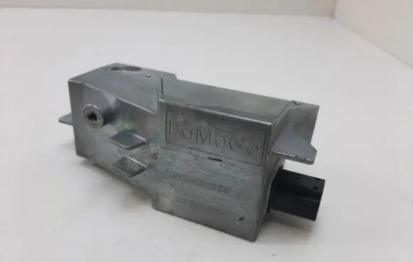 Ford Mondeo MK IV Steering wheel lock 7G913F880 ZG567424