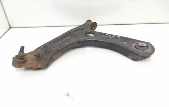 Volkswagen Polo V 6R Front lower control arm/wishbone 6R0407151F