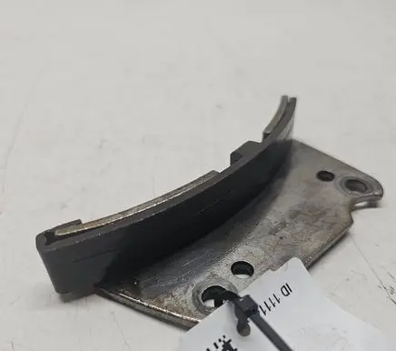 KIA Sorento Slide rail for timing chain 