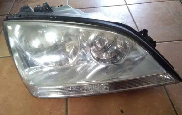 KIA Sorento Headlight/headlamp 2357NA
