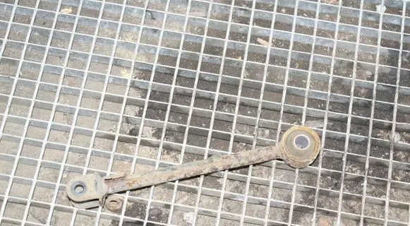 KIA Sorento Rear upper control arm/wishbone