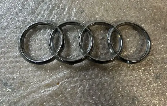 Audi e-tron Manufacturer badge logo/emblem 4ke853605
