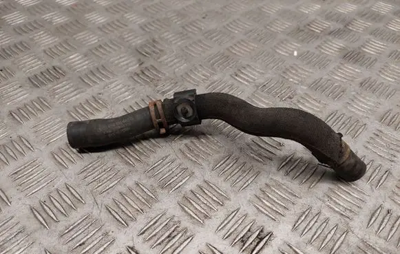 Audi A8 S8 D4 4H Engine coolant pipe/hose 4H0121082Q