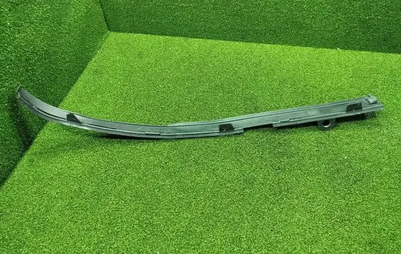 Citroen C4 Cactus Front bumper lip 9801689577 12185685X