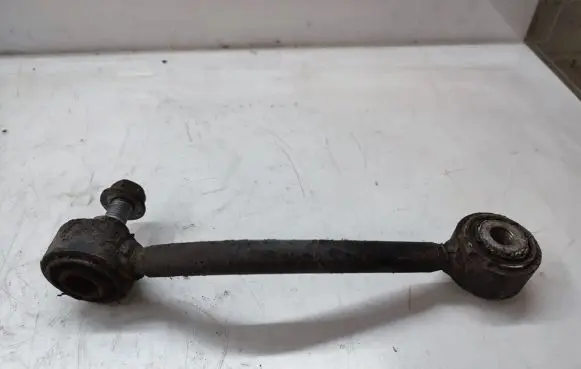 Audi Q7 4L Rear control arm