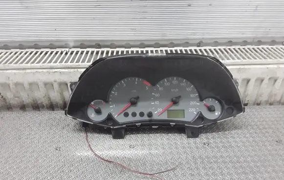 Ford Focus Speedometer (instrument cluster) 98AP10841BC