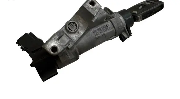 Skoda Fabia Mk2 (5J) Ignition lock 6R0905851D