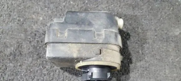 Citroen Xsara Picasso Headlight level adjustment motor 