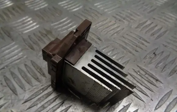 KIA Ceed Heater blower fan relay 
