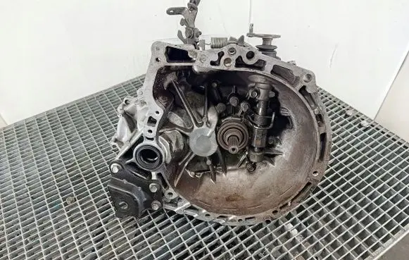 Peugeot 107 Manual 5 speed gearbox
