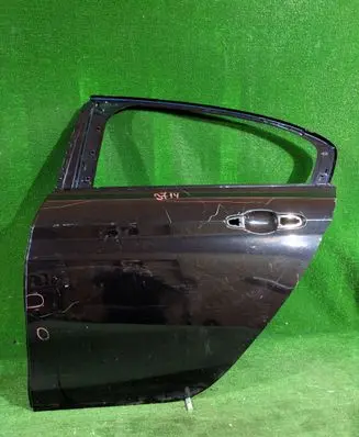 Fiat Tipo Rear door