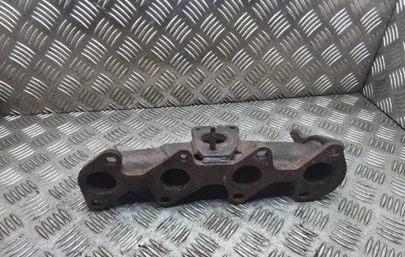 Renault Laguna III Exhaust manifold 82443150 H82443150