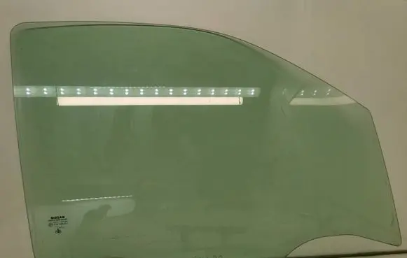 Nissan Pathfinder R51 Front door window glass four-door Dot211m75as2 43r000016