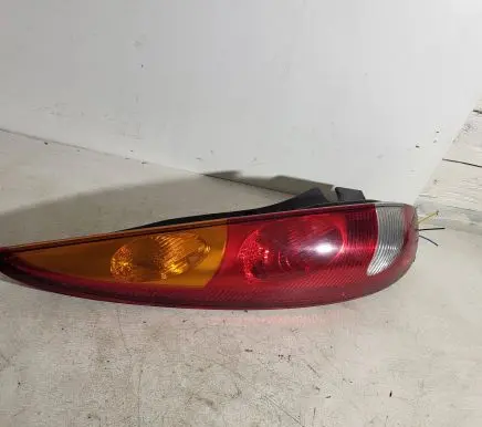 Nissan Almera Tino Rear/tail lights