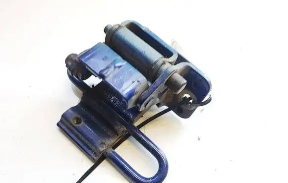 Audi A3 S3 8L Rear door lower hinge 4b0833412e
