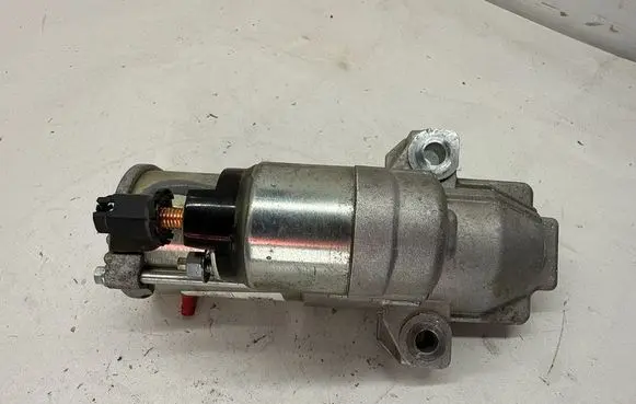 Ford Escape IV Starter motor JX6T11000DA JX6Z11002A
