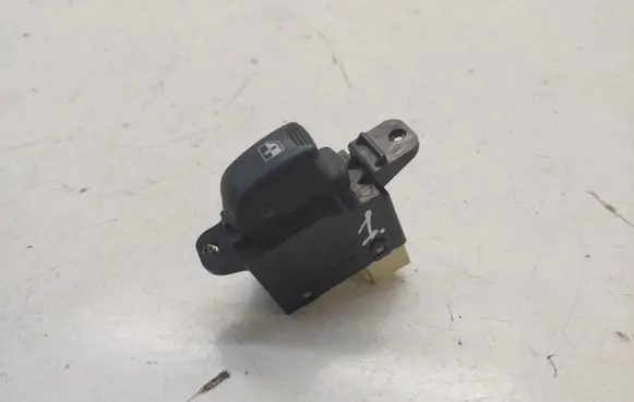 Hyundai Santa Fe Electric window control switch 935753C010