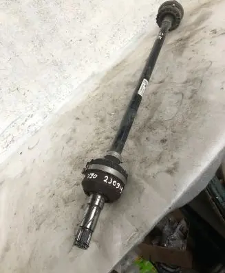 Volvo S90, V90 Rear driveshaft 31367070