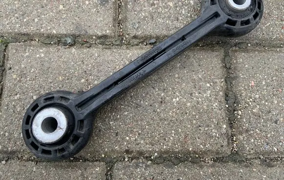 Audi A6 S6 C7 4G Front anti-roll bar/stabilizer link 8K0411317D