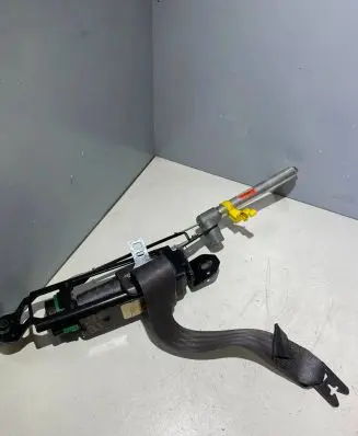 Volvo S60 Front seatbelt 8665868