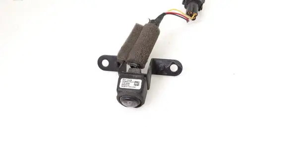 Nissan Leaf I (ZE0) Front bumper camera 284F13NH0B