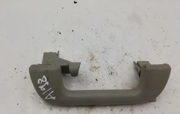 Toyota Avensis T250 Rear interior roof grab handle NOCODE