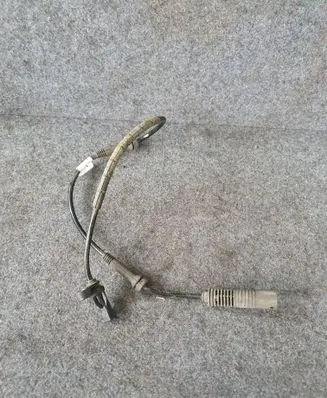 BMW 3 E90 E91 ABS brake wheel speed sensor 6762465