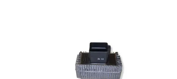 Opel Vectra C Glow plug pre-heat relay 55354141