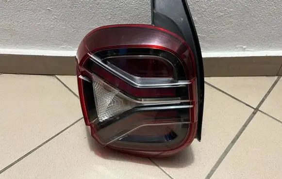 Renault Duster II Rear/tail lights 265558514R
