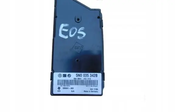 Volkswagen Eos Head unit multimedia control 5N0035342B