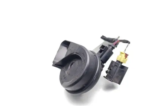 Audi A3 S3 8V Horn signal A046466 EC9-CS