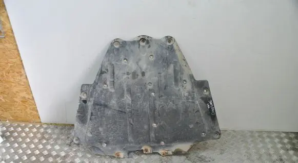 Dacia Sandero III Engine splash shield/under tray 758929087R