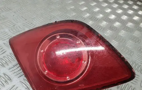 Mazda 3 I Tailgate rear/tail lights P2913L