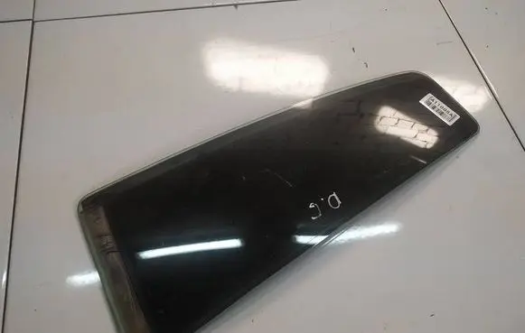Opel Zafira A Rear vent window glass as2
