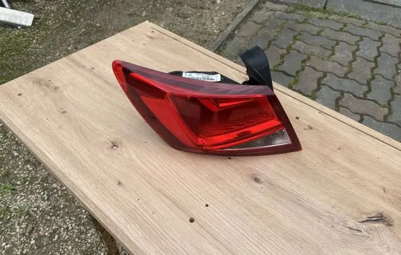 Seat Alhambra (Mk2) Rear/tail lights 7N5945208