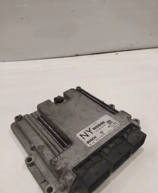 Nissan X-Trail T31 Engine control unit/module 237103UC9D 0281017470 70550056