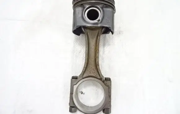 Peugeot Expert Piston with connecting rod 9812818680