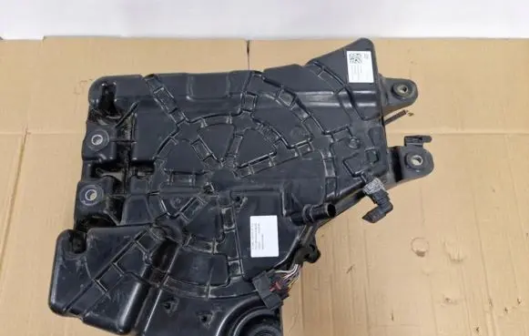 Opel Astra K AdBlue liquid reservoir 39193764505007515
