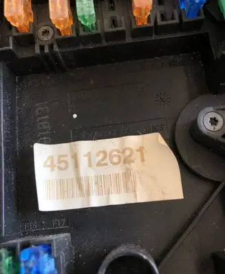 Volkswagen Golf V Fuse box set 45112621