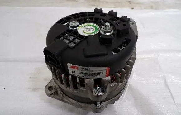 Opel Mokka Generator/alternator A1039