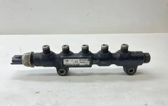 Volvo S40 Fuel main line pipe 9654592680
